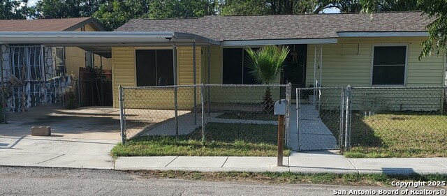 1243 Jewett St Property Photo 1