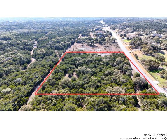 24814 Creek Loop Property Photo 4