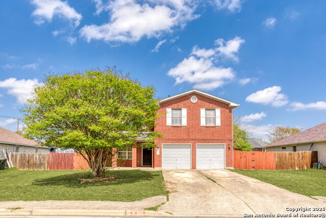 105 Alexis Way Property Photo 1