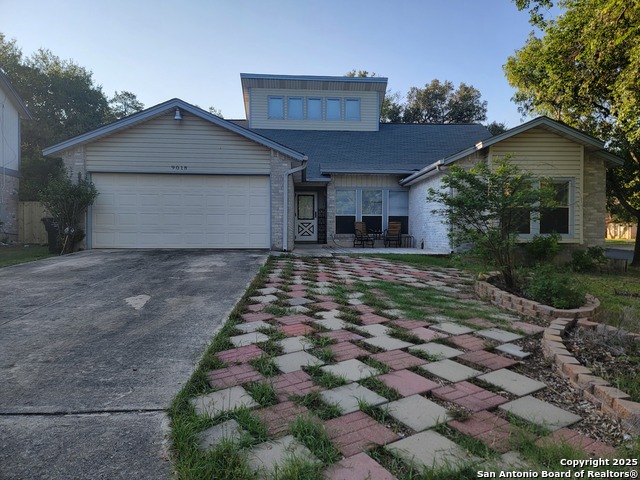 9018 BRICKWOOD Property Photo 1