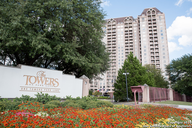 1 Towers Park Ln Property Photo 1