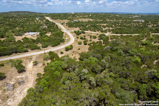 1239 Mystic Breeze Property Photo 4