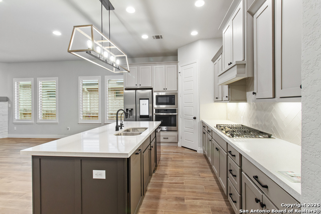 2613 MOONLIGHT RUN Property Photo 1