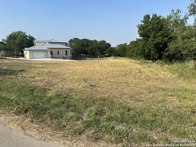 00 River Bluff Property Photo 4