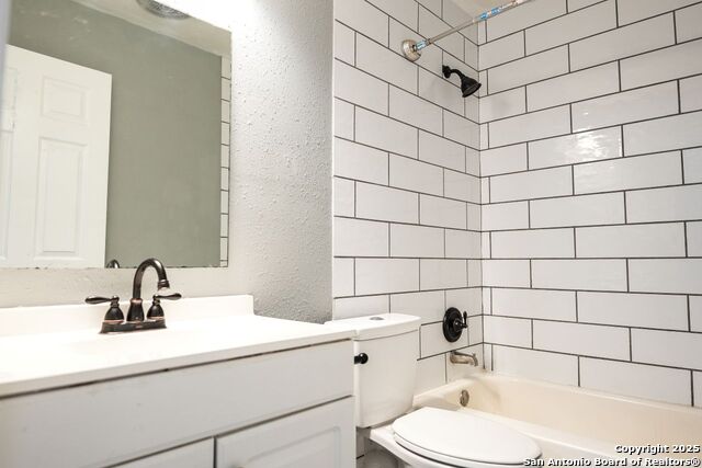 407 Samuel Dr Property Photo 10