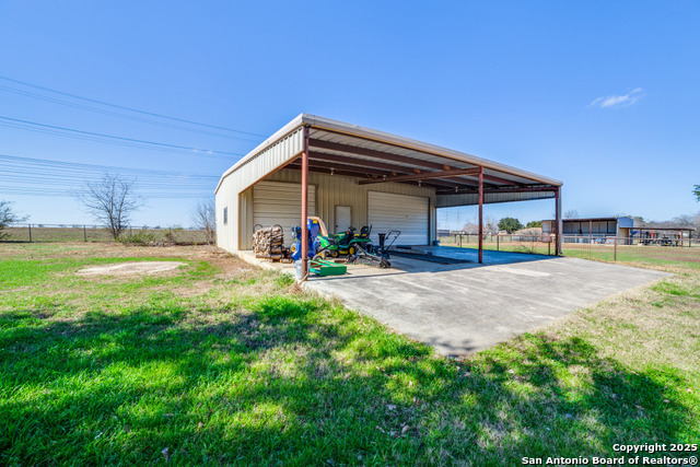 4959 Beck Rd Property Photo 4