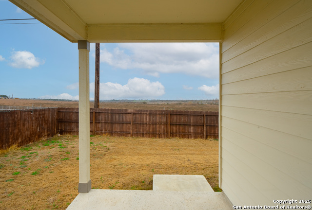 709 Farmers Dell Property Photo 21