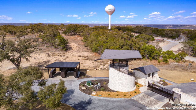 1019 Pristine Trl Property Photo 2