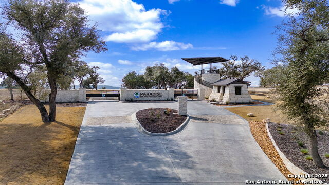 1019 Pristine Trl Property Photo 3