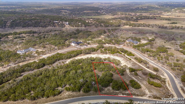 1019 Pristine Trl Property Photo 9