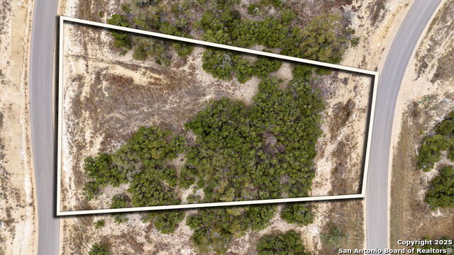 1770 Paradise Parkway Property Photo 4