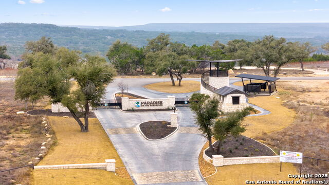 1770 Paradise Parkway Property Photo 13