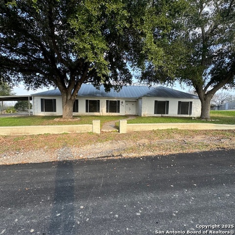 505 Cottonwood St Property Photo