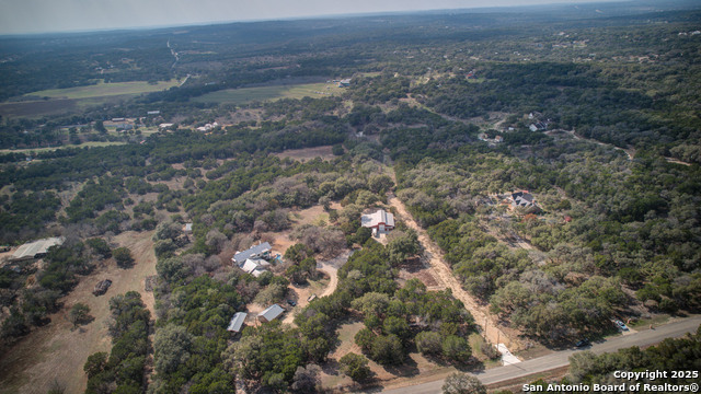 1463 Whispering Woods Trail Property Photo 12