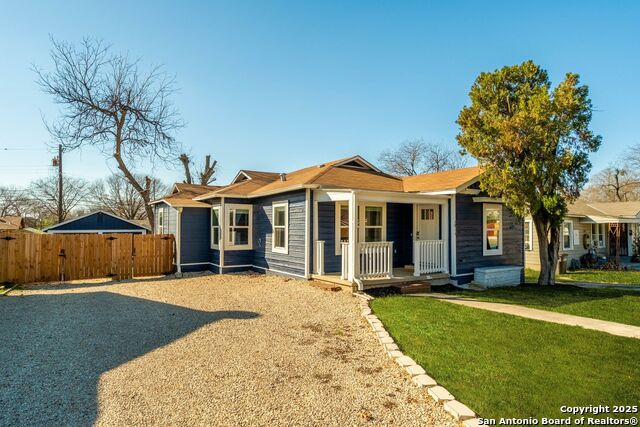 3015 S New Braunfels Ave Property Photo