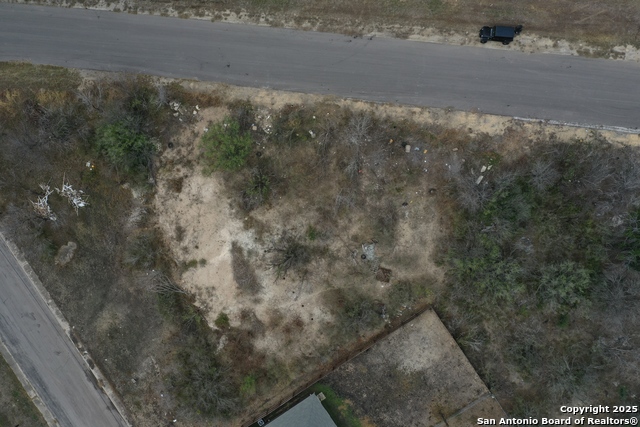 714 Hampton Property Photo 3