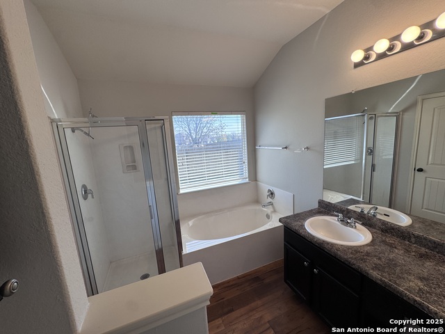 1002 Birdsong Ln Property Photo 13