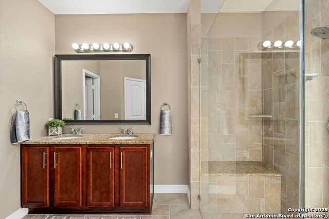 1421 Shadow Rock Property Photo 20