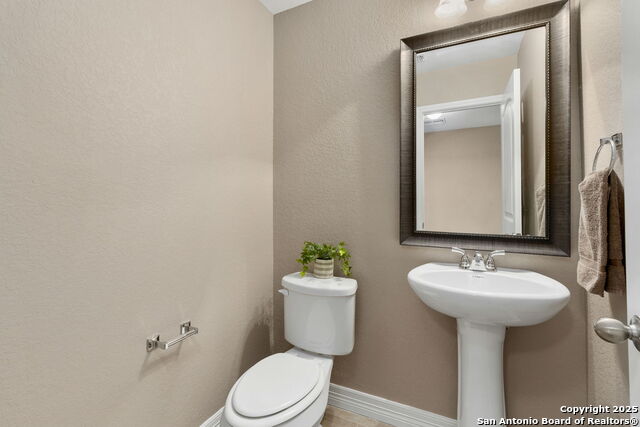 1421 Shadow Rock Property Photo 25
