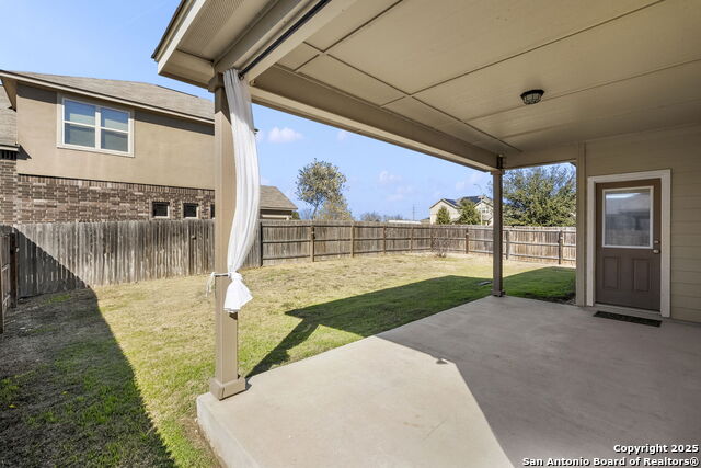 1421 Shadow Rock Property Photo 35