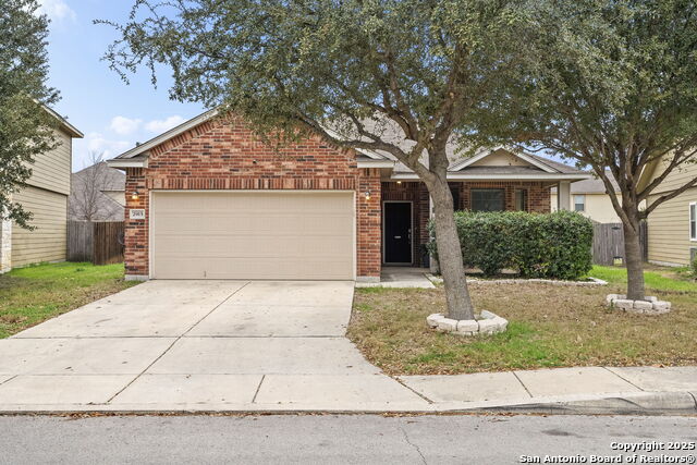 2915 Just My Style Property Photo 1
