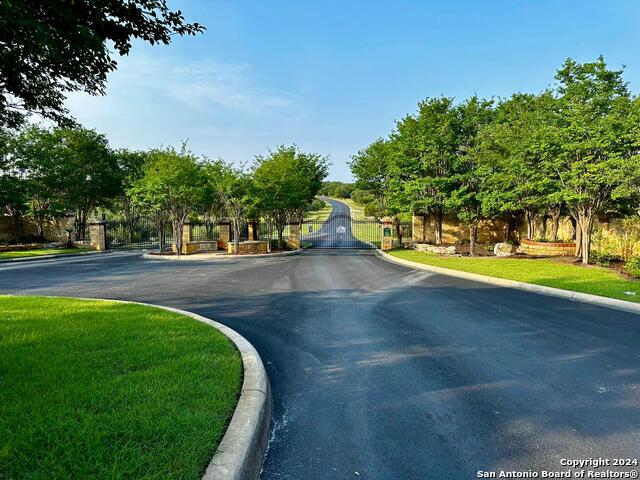 112 Sendera Way Property Photo 1
