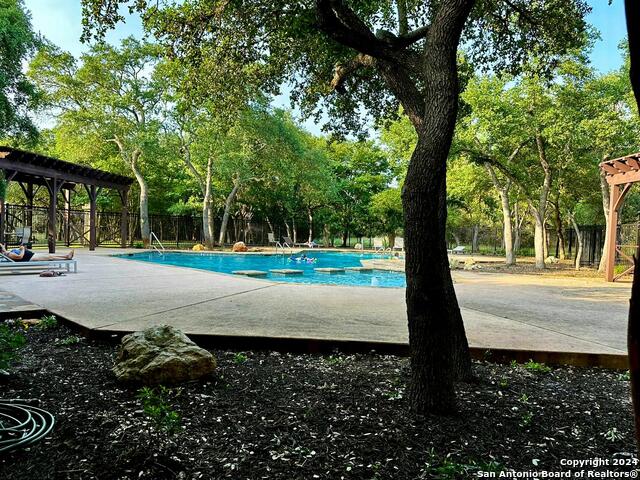 112 Sendera Way Property Photo 11