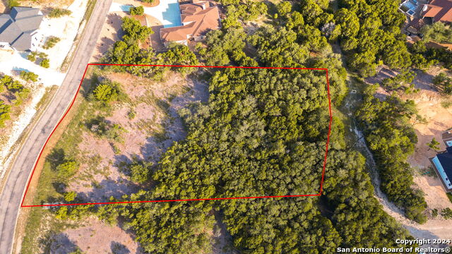 112 Sendera Way Property Photo 15
