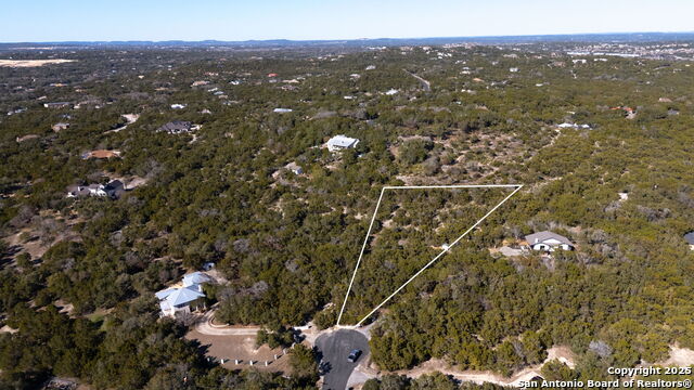 9325 Fox Briar Ln Property Photo 1