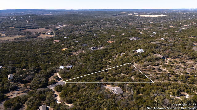 9325 Fox Briar Ln Property Photo 3