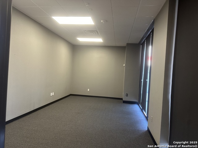 12223 San Pedro Ave Property Photo 11
