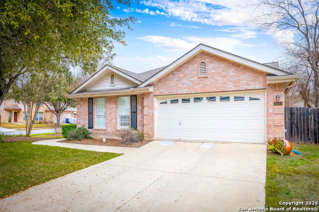 2621 DOVE CROSSING DR Property Photo 1