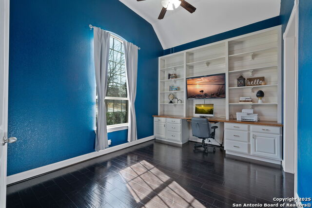29103 Porch Swing Property Photo 15