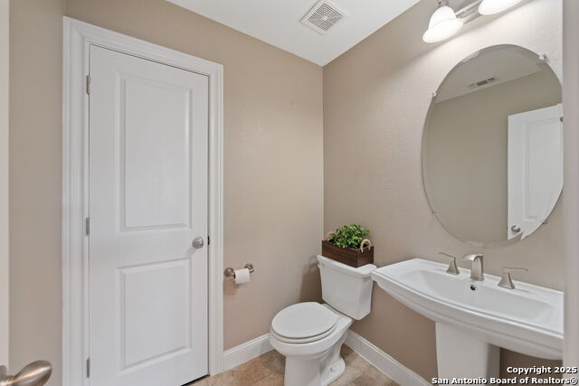 29103 Porch Swing Property Photo 21
