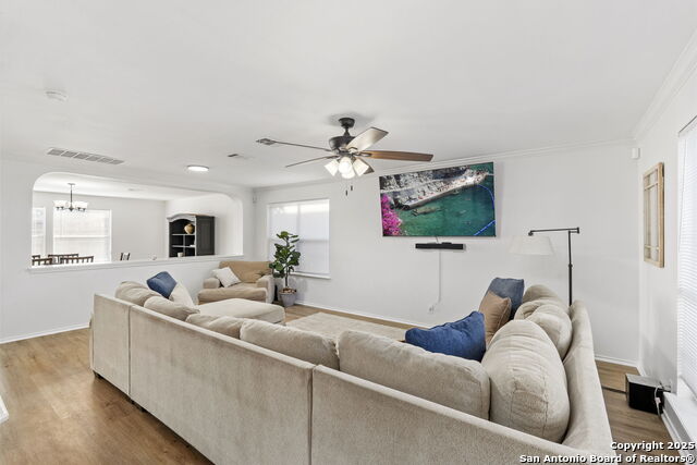 12510 Bright Pass Property Photo 5