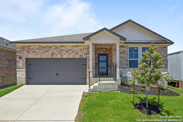 6879 Comanche Cave Property Photo 1