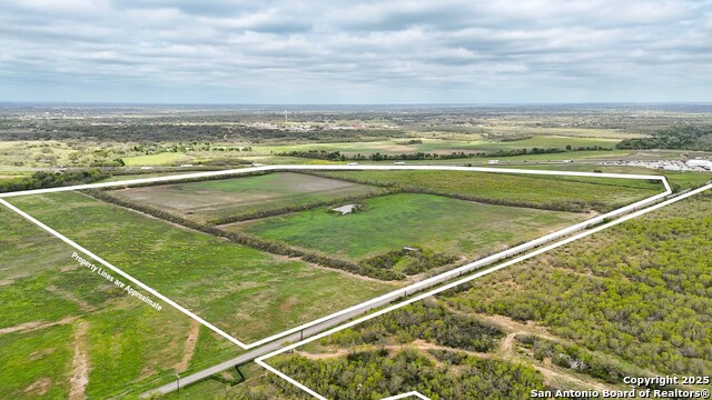 1001 S Ih 35 Property Photo 5