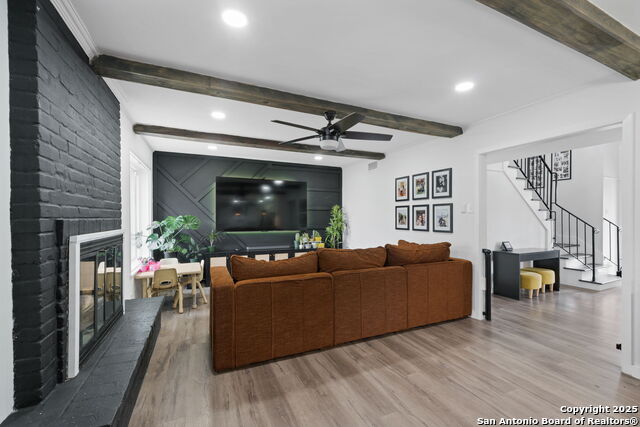 1003 Fabulous Dr Property Photo 14
