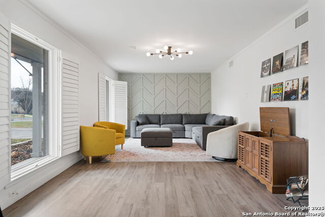 1003 Fabulous Dr Property Photo 15