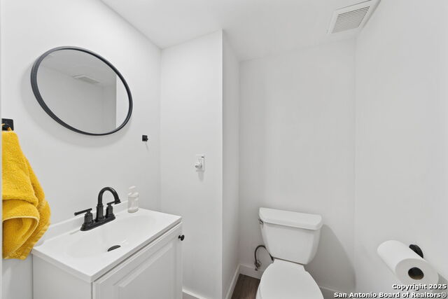 1003 Fabulous Dr Property Photo 26