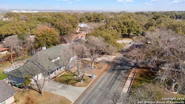 1003 Fabulous Dr Property Photo 36