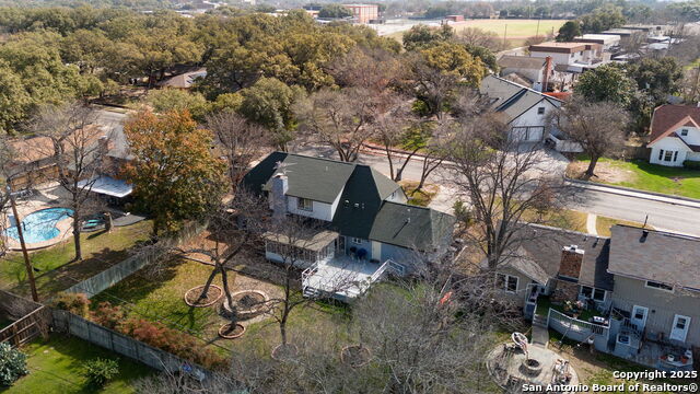 1003 Fabulous Dr Property Photo 44