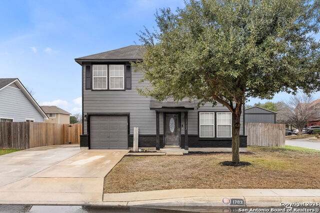 1703 Desert Willow Property Photo 1