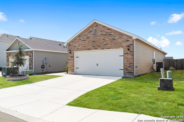 12736 Cygnus Property Photo 3