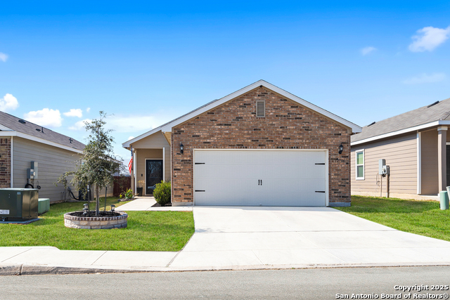 12736 Cygnus Property Photo 4