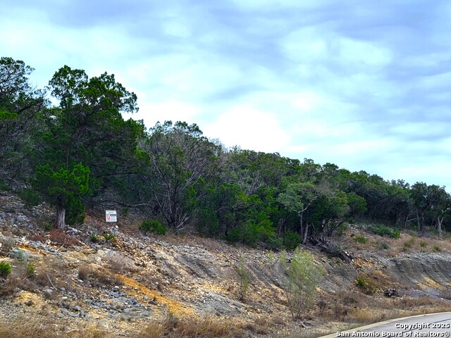 322 Private Road 1742 Property Photo 5