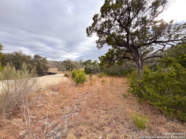 130 Double Tree Ln Property Photo 6