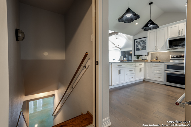 321 Village View Property Photo 21