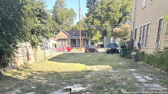 710 Marshall St Property Photo 3