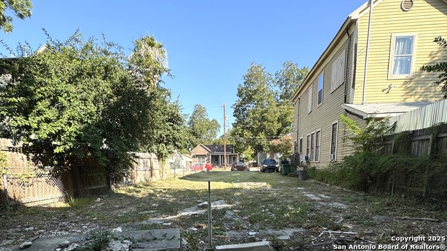 710 Marshall St Property Photo 4